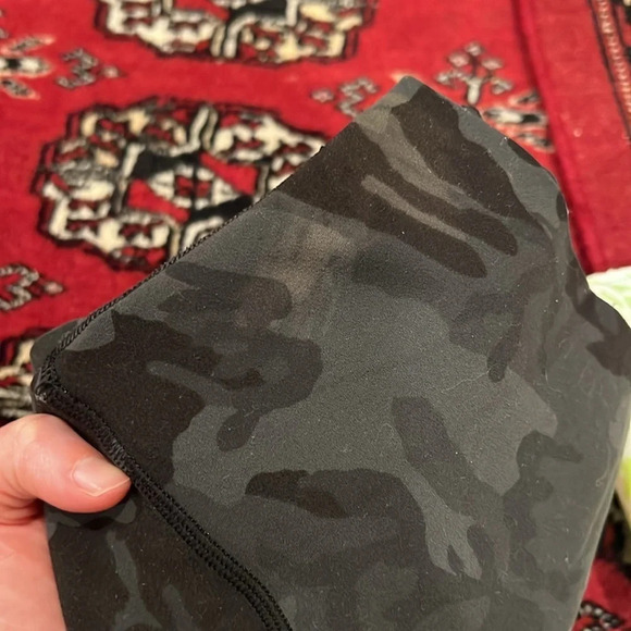 Lululemon Align Tight 28" Incognito Camo Gator Green Leggings Size 4 b6 - Picture 7 of 7